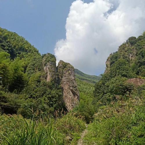 藍天白云青山
