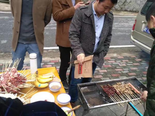 一起燒烤