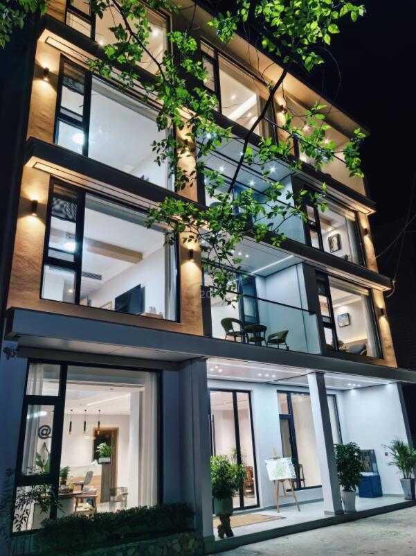 郎外婆農莊夜景