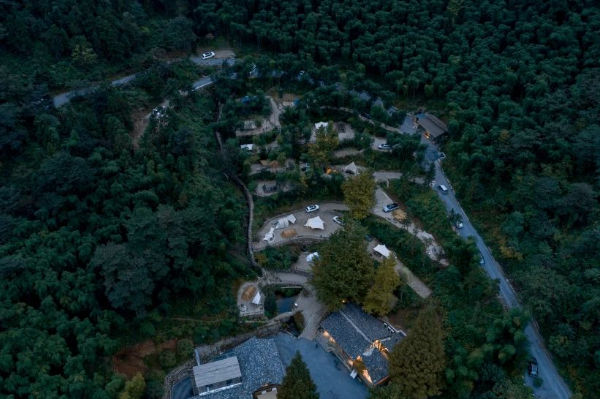 屳居萬石屋露營公園